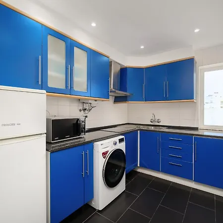 Ocean Whisper Escape * Portimão