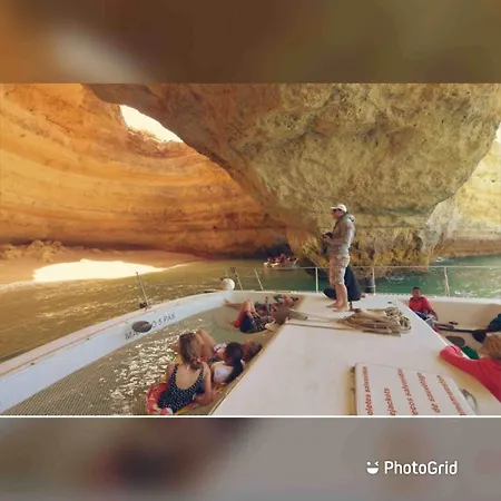 Ocean Whisper Escape * Portimão